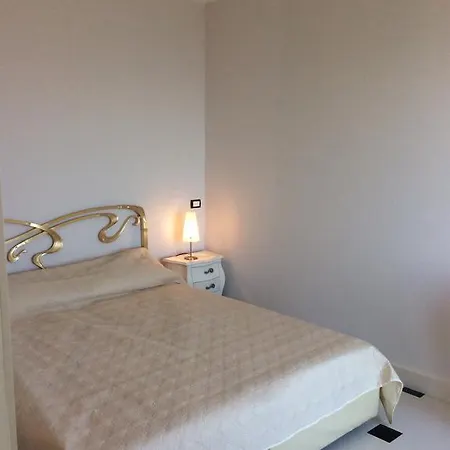 Belvedere Holiday House لا سبيتسْيا
