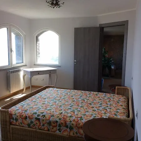 Belvedere Holiday House Vakantiehuis La Spezia