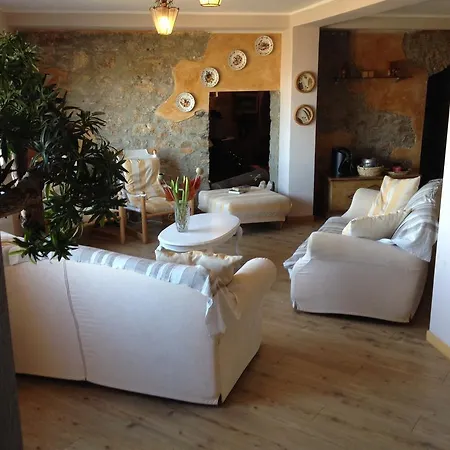 Semesterbostad Belvedere Holiday House *
